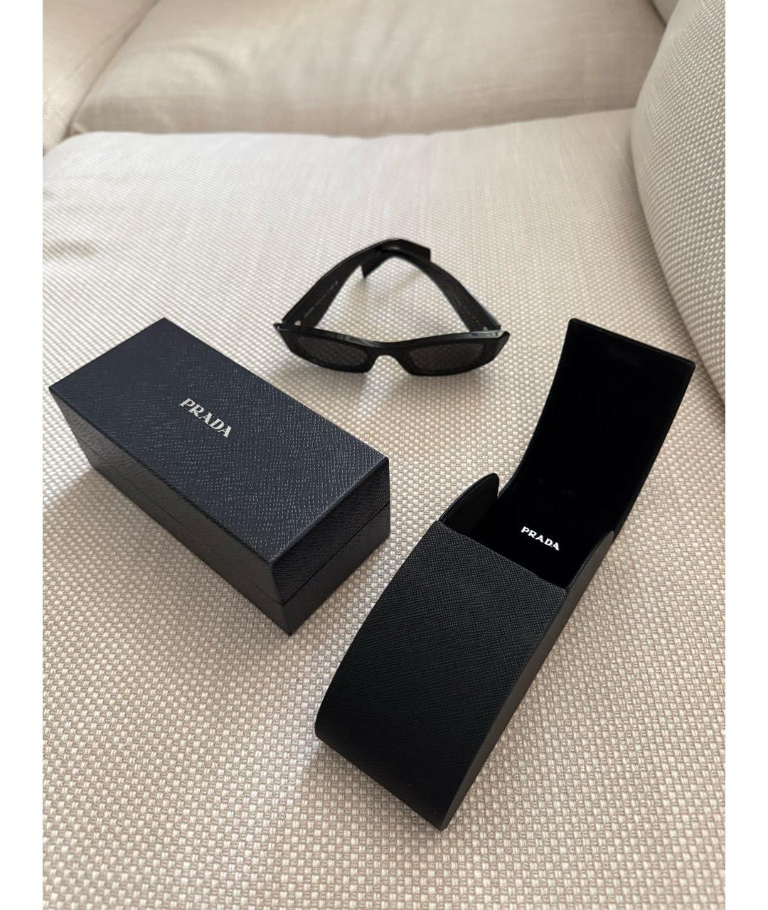 PRADA Черные пластиковые солнцезащитные очки, фото 5