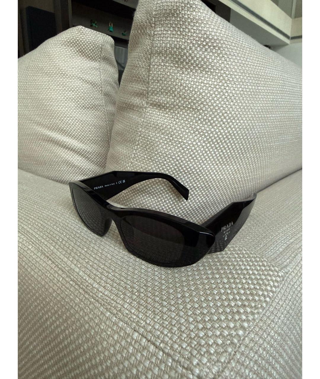 PRADA Черные пластиковые солнцезащитные очки, фото 7