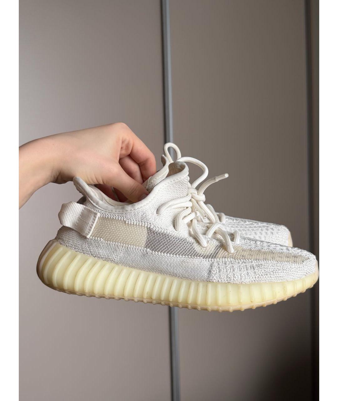 ADIDAS YEEZY Белые текстильные кроссовки, фото 2