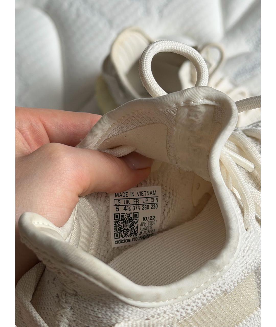 ADIDAS YEEZY Белые текстильные кроссовки, фото 3