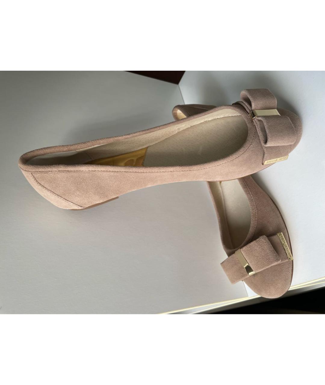 MICHAEL MICHAEL KORS Бежевые замшевые балетки, фото 9
