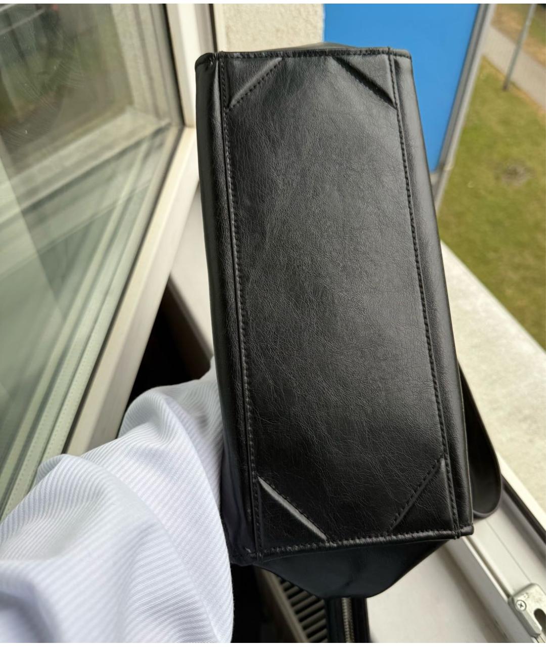 KARL LAGERFELD Черная кожаная сумка с короткими ручками, фото 3