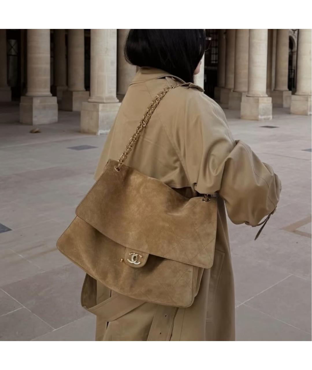 CHANEL Бежевая замшевая сумка через плечо, фото 3