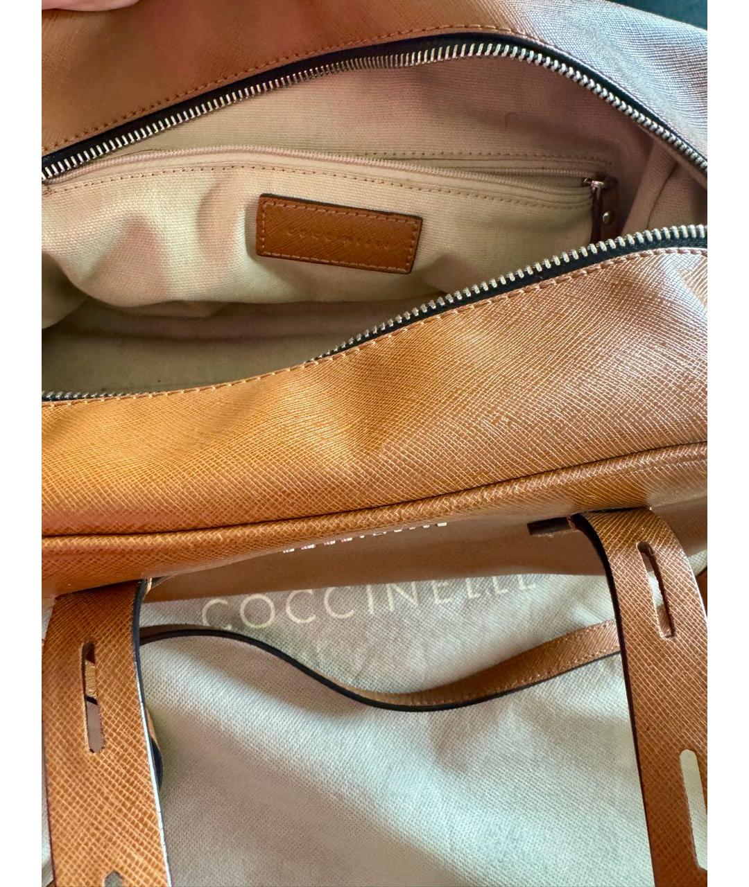 COCCINELLE Коричневая кожаная сумка тоут, фото 3