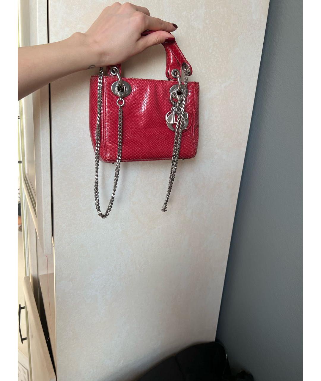 CHRISTIAN DIOR Красная сумка с короткими ручками из экзотической кожи, фото 3