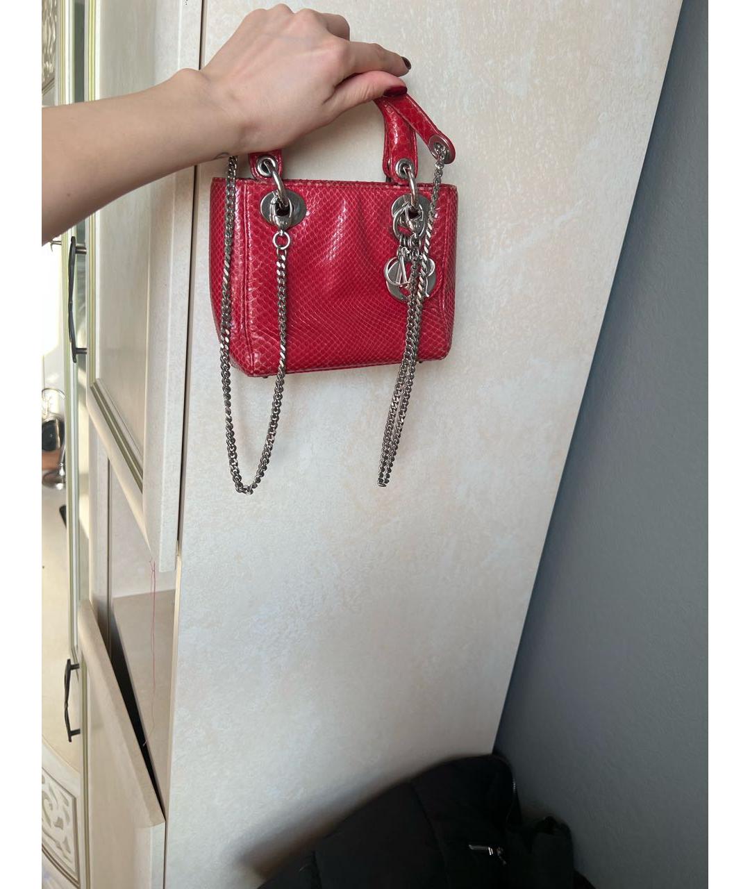 CHRISTIAN DIOR Красная сумка с короткими ручками из экзотической кожи, фото 2