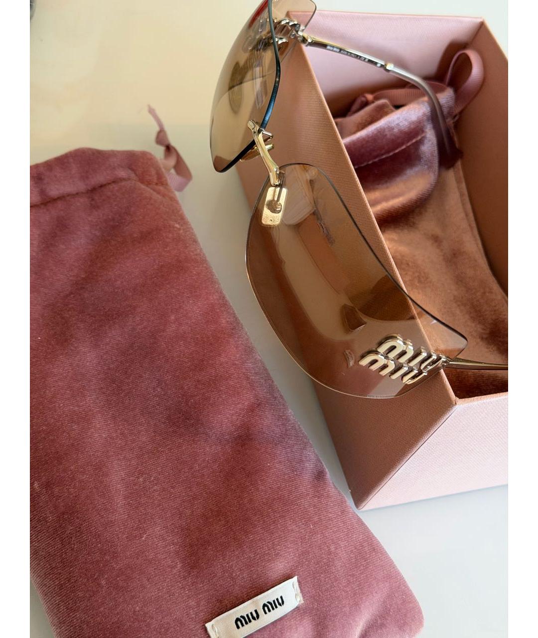 MIU MIU Золотые металлические солнцезащитные очки, фото 2