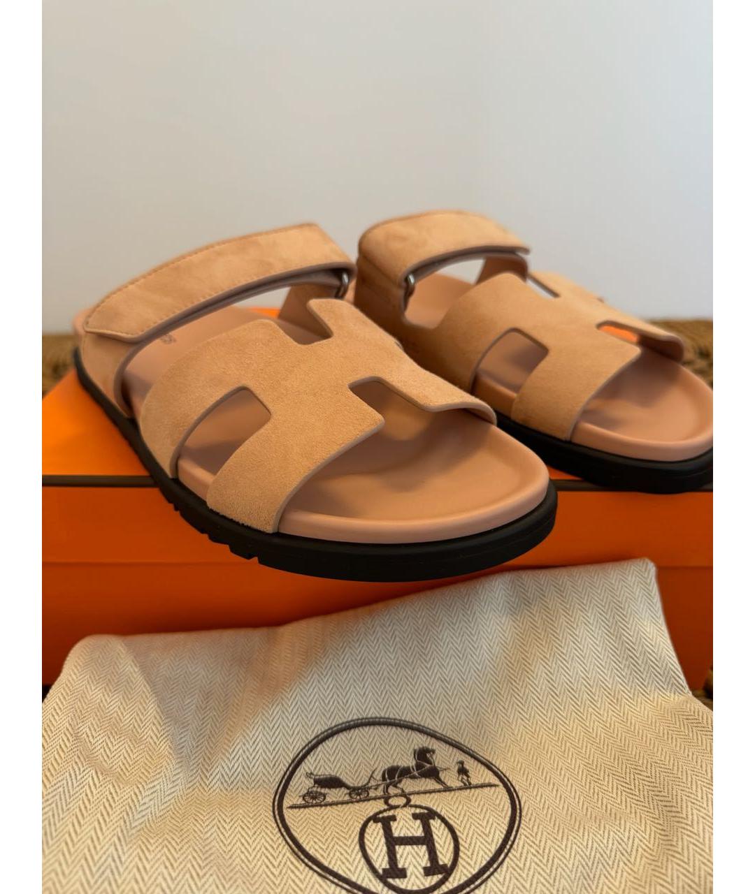 HERMES Бежевые замшевые сандалии, фото 4