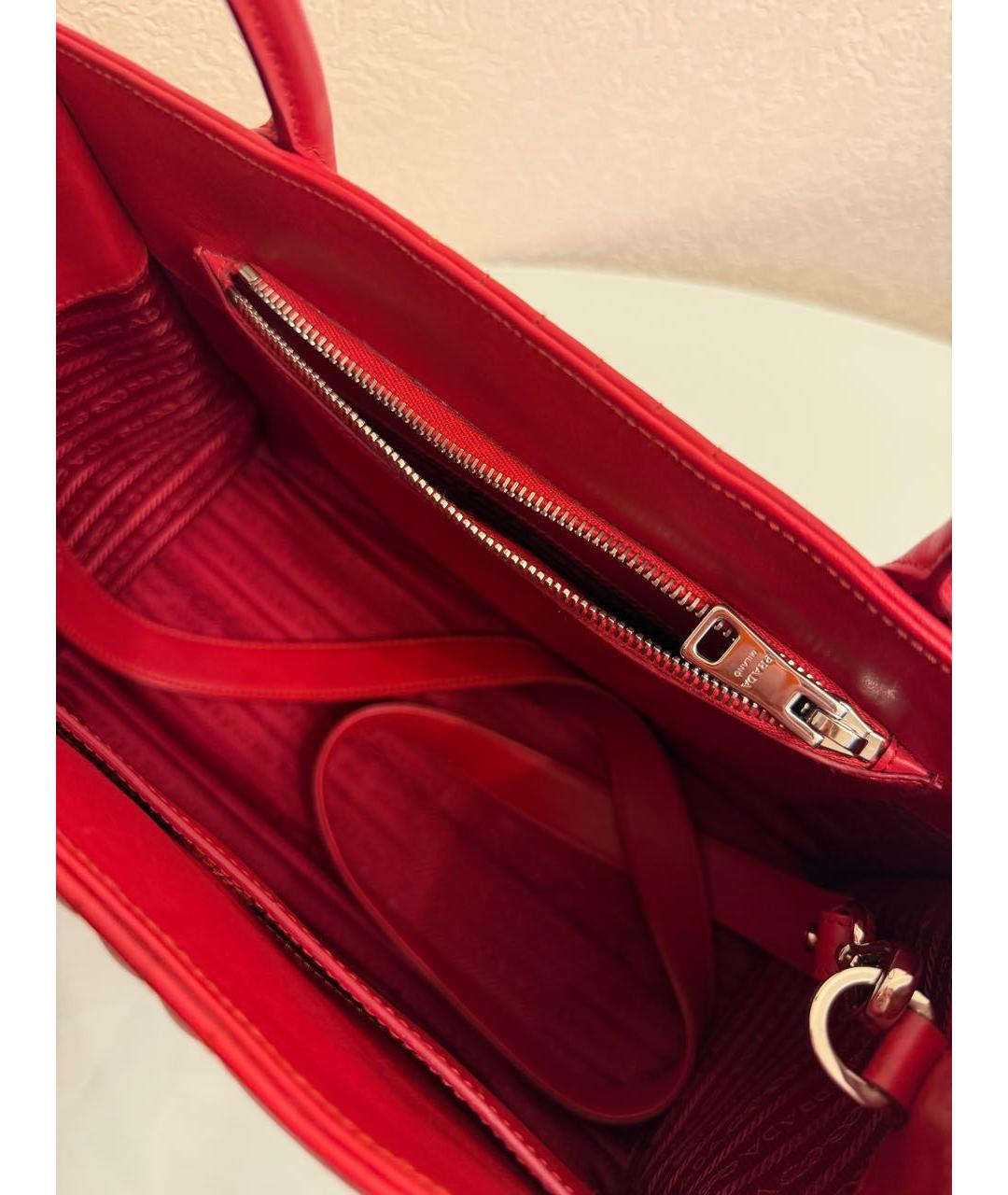 PRADA Красная кожаная сумка тоут, фото 4