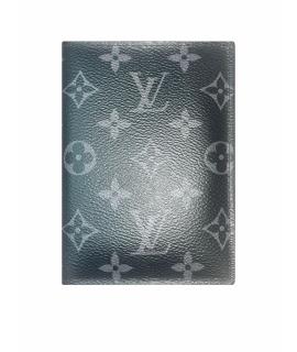 LOUIS VUITTON Обложка/футляр