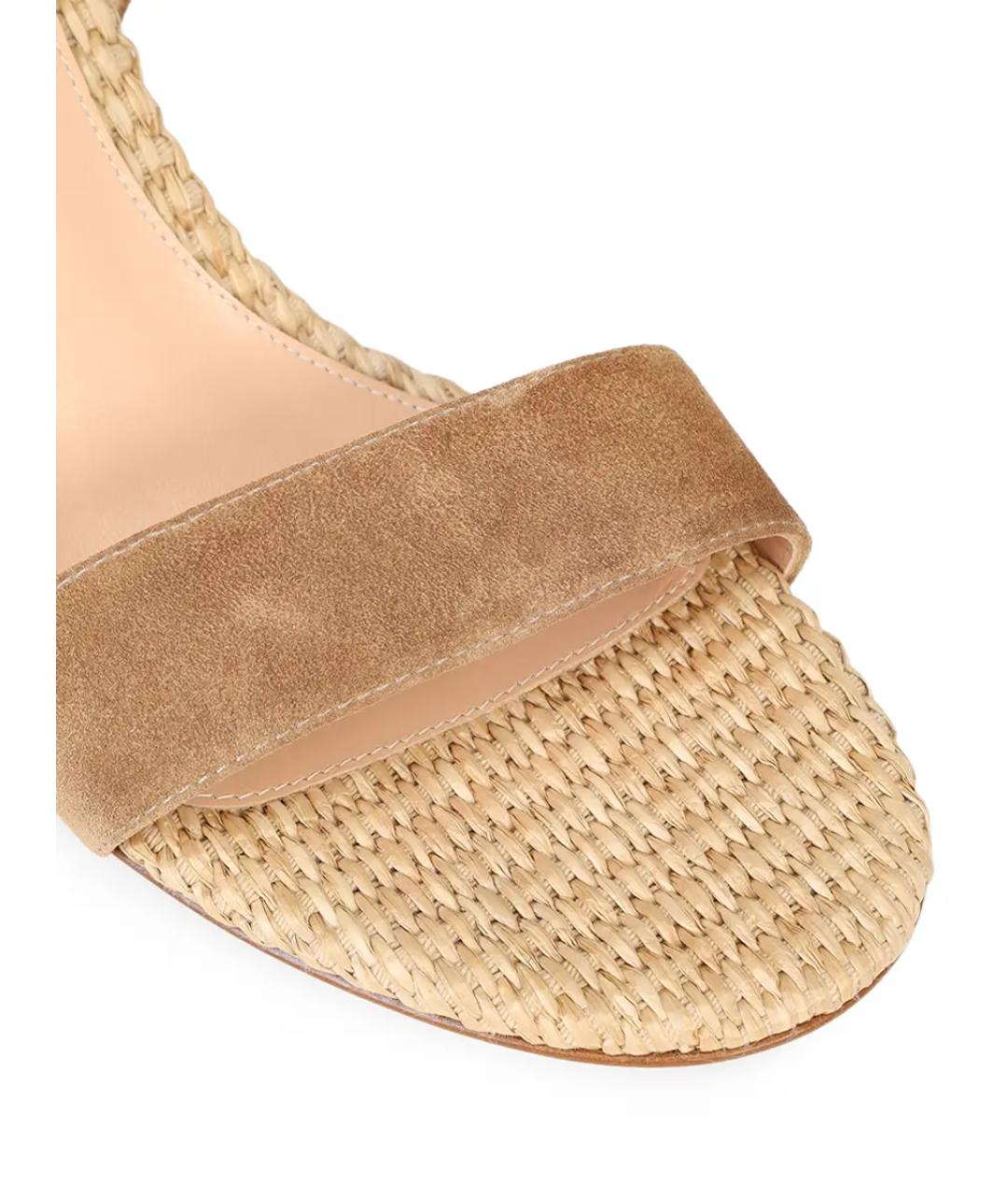 GIANVITO ROSSI Бежевые замшевые босоножки, фото 5