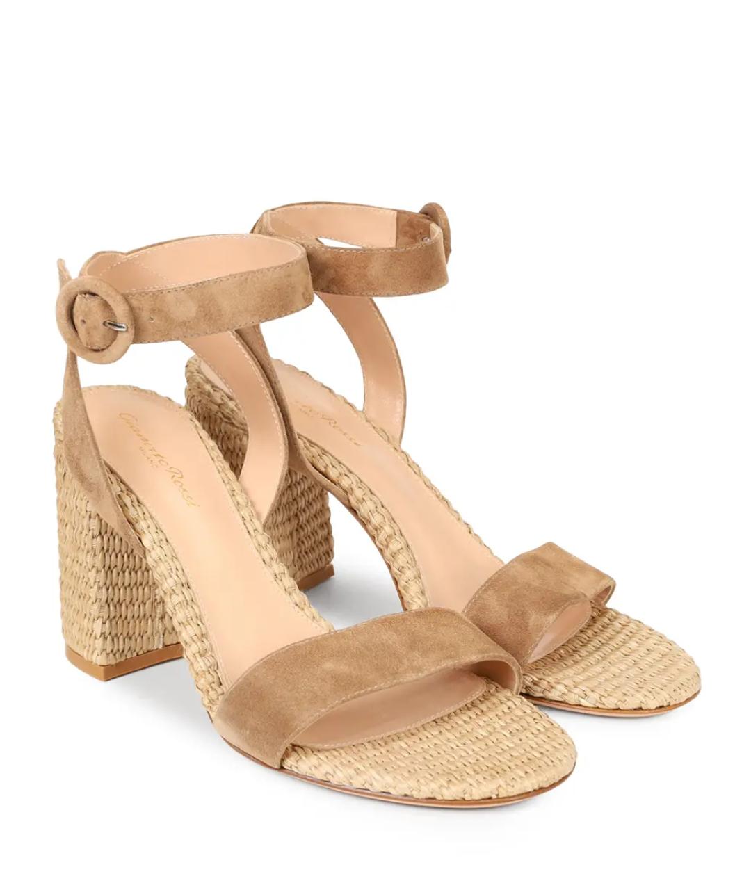GIANVITO ROSSI Бежевые замшевые босоножки, фото 2