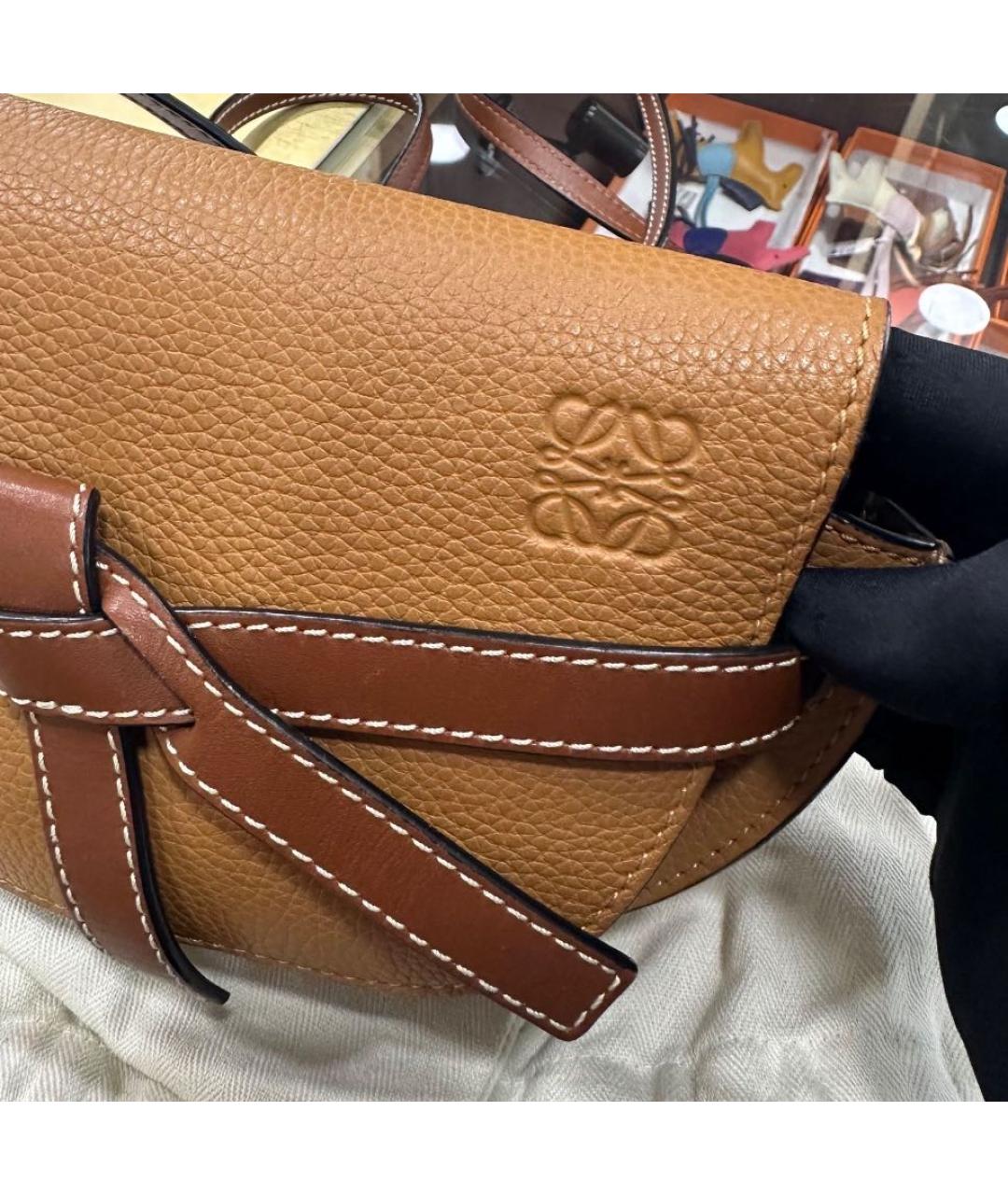 LOEWE Коричневая кожаная сумка через плечо, фото 5