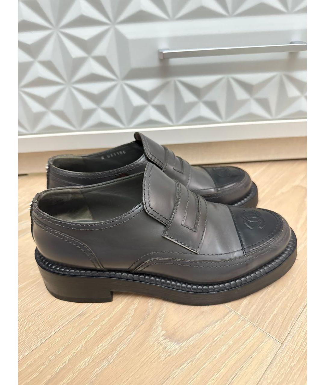 CHANEL Антрацитовые кожаные лоферы, фото 4