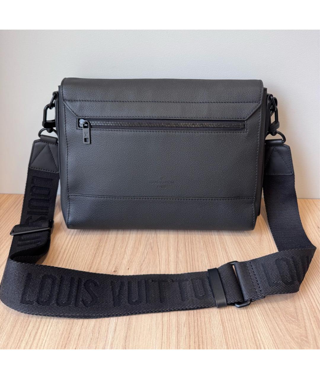 LOUIS VUITTON Черная кожаная сумка на плечо, фото 4