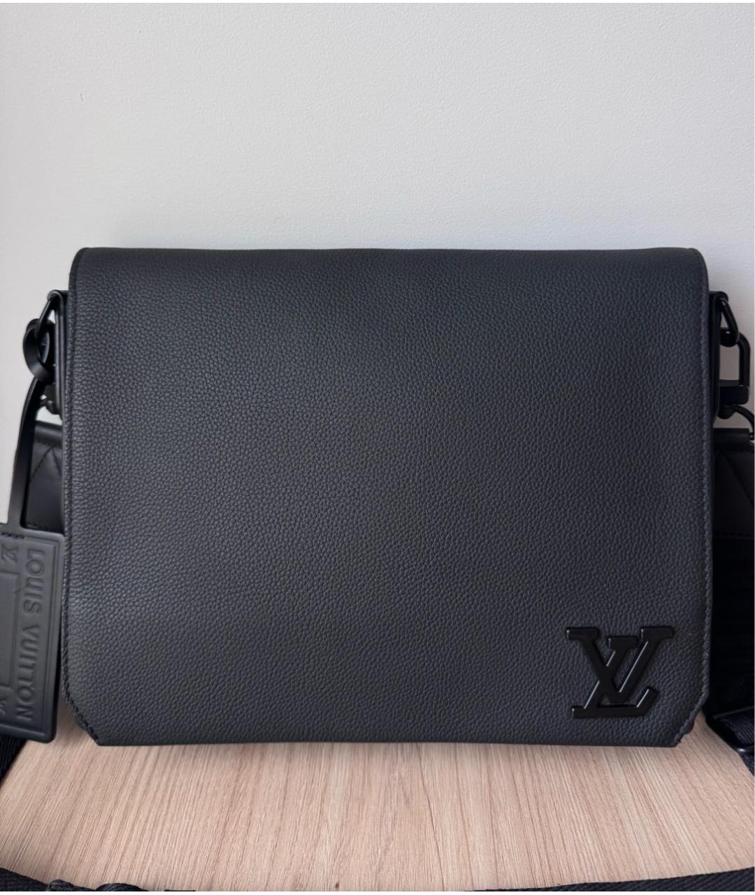 LOUIS VUITTON Черная кожаная сумка на плечо, фото 3