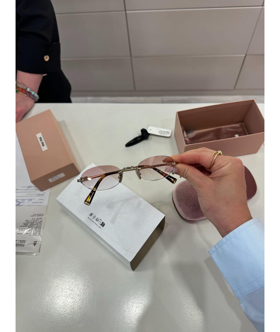 MIU MIU Розовые металлические солнцезащитные очки, фото 3