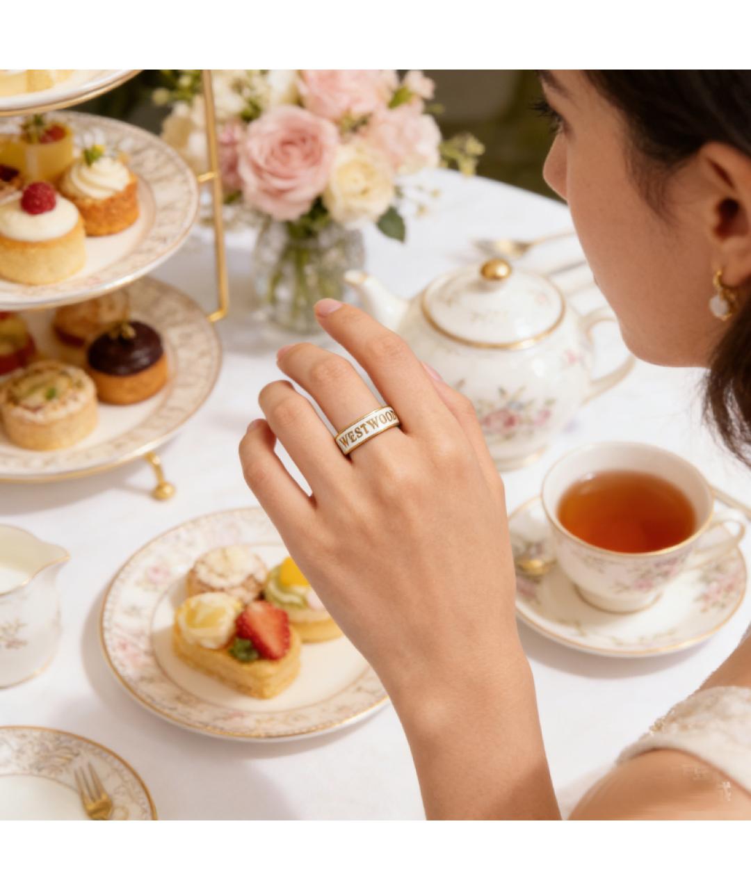 VIVIENNE WESTWOOD Белое серебряное кольцо, фото 5