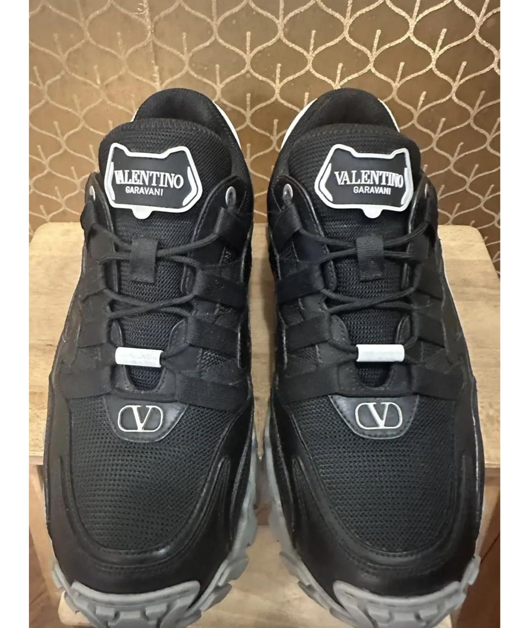 VALENTINO Черные кожаные низкие кроссовки / кеды, фото 2
