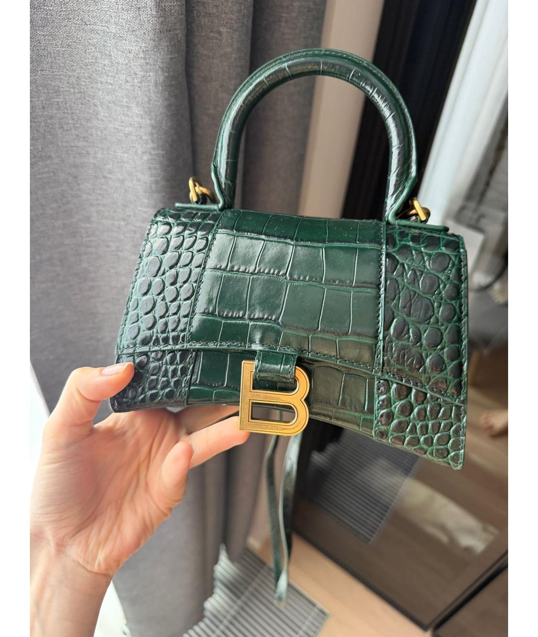 BALENCIAGA Зеленая сумка с короткими ручками из лакированной кожи, фото 3