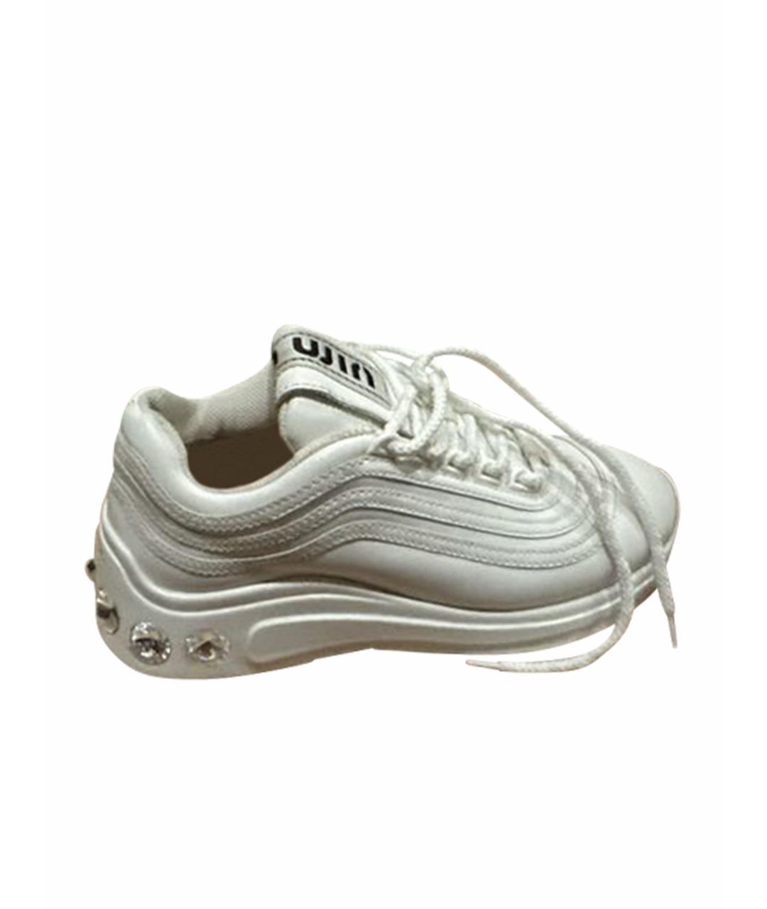 MIU MIU Белые кожаные кроссовки, фото 1