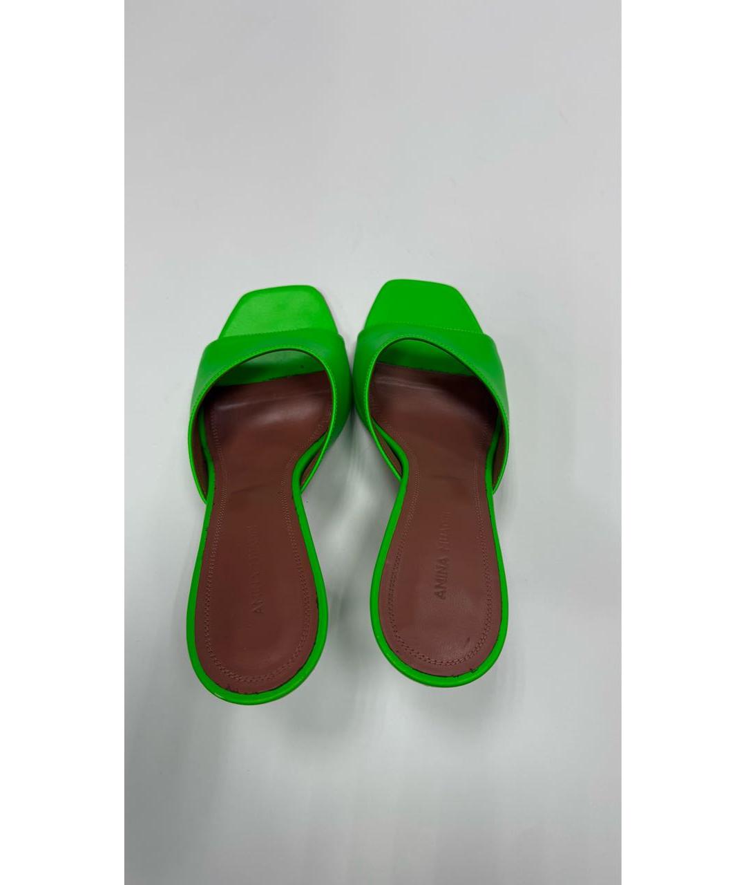 Amina Muaddi Зеленые кожаные мюли, фото 2