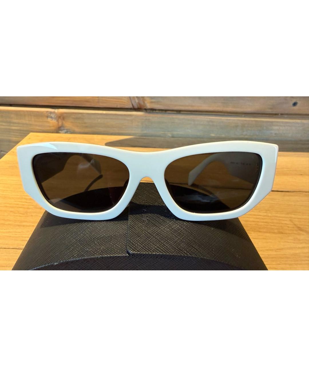 PRADA Белые пластиковые солнцезащитные очки, фото 8