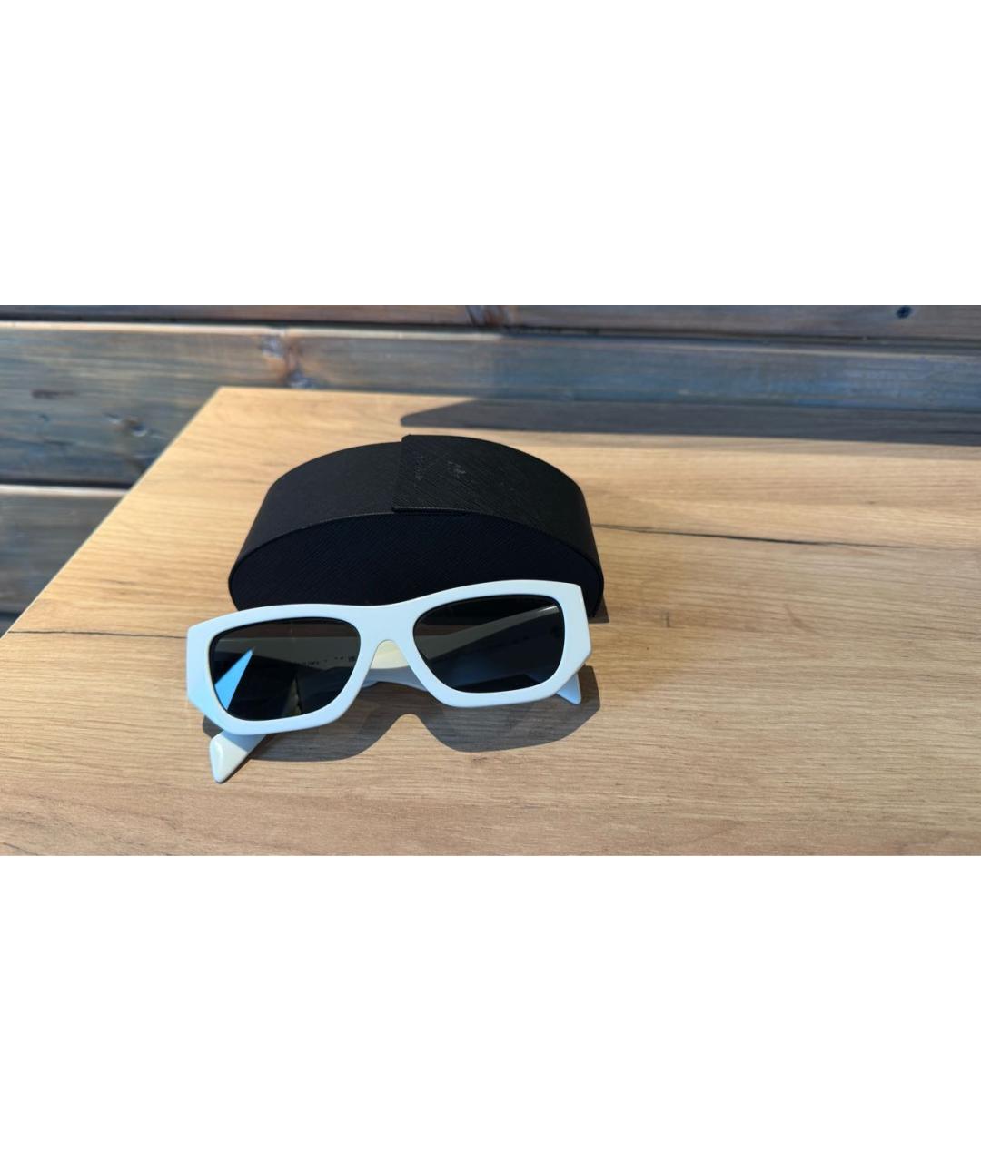 PRADA Белые пластиковые солнцезащитные очки, фото 3