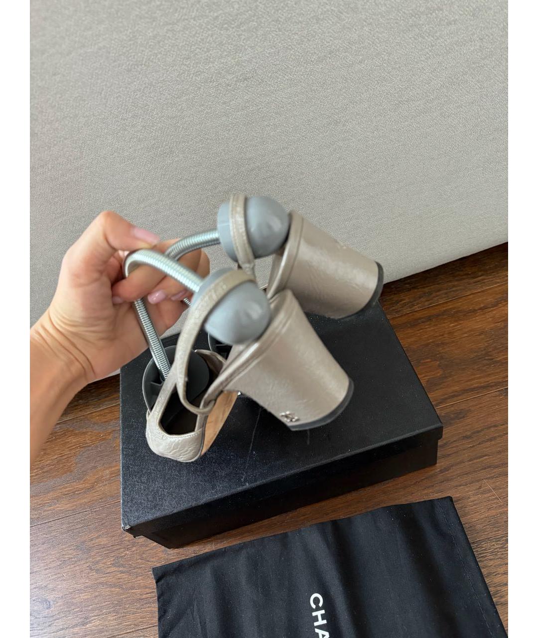 CHANEL Серые кожаные туфли, фото 3