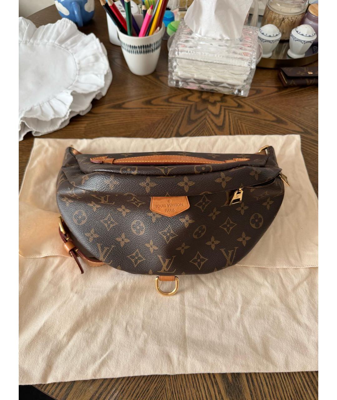 LOUIS VUITTON Коричневая кожаная поясная сумка, фото 5