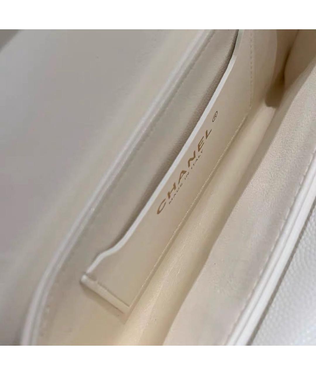 CHANEL Белая кожаная сумка через плечо, фото 7