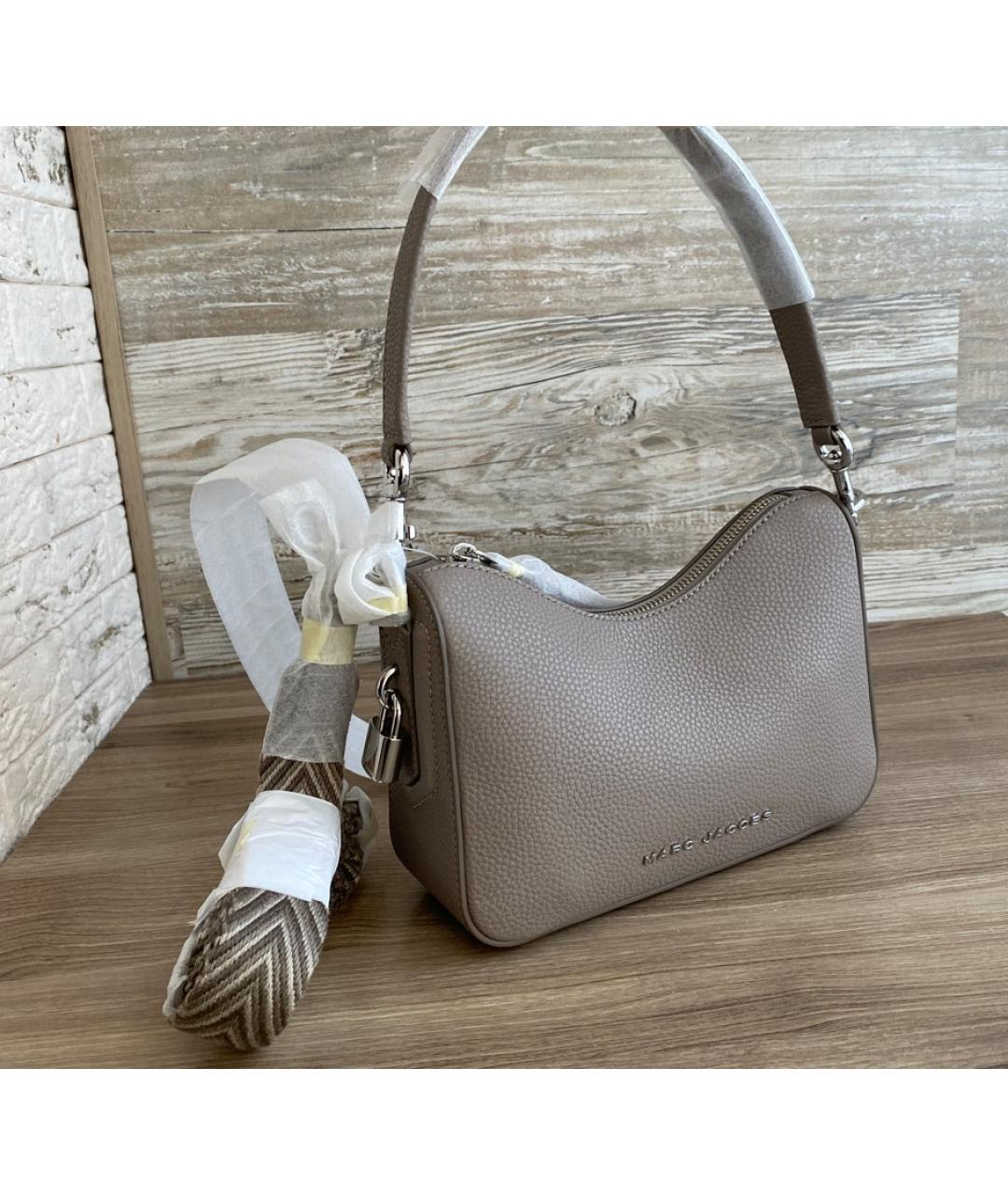 MARC JACOBS Серая кожаная сумка через плечо, фото 2
