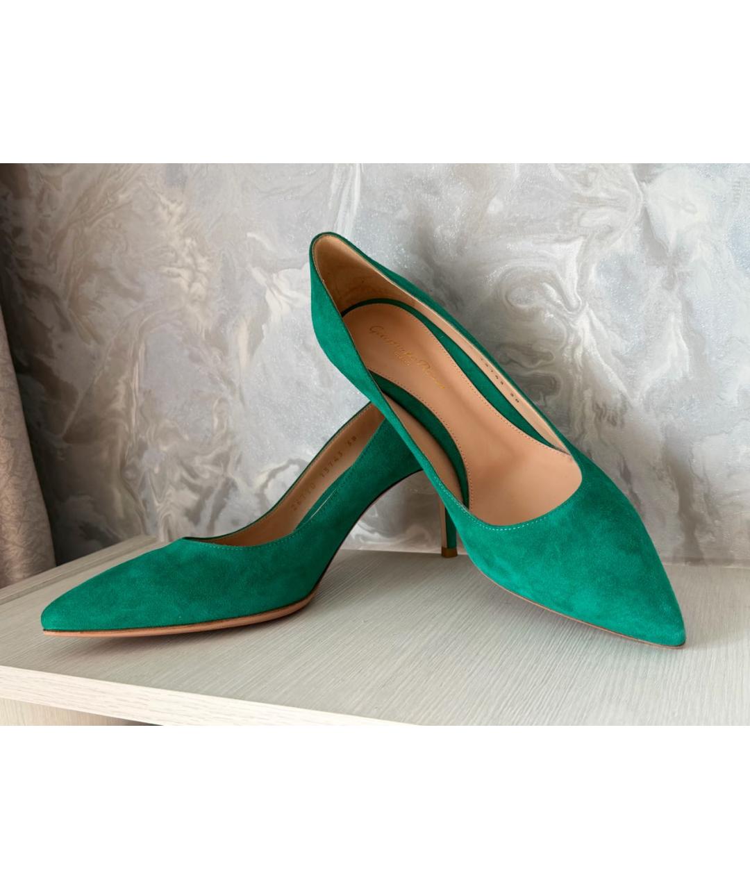 GIANVITO ROSSI Зеленые замшевые туфли, фото 2