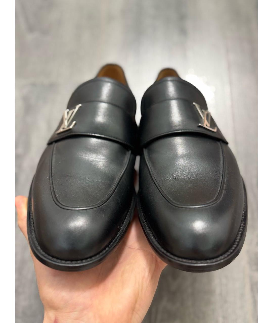 LOUIS VUITTON Черные кожаные лоферы, фото 2