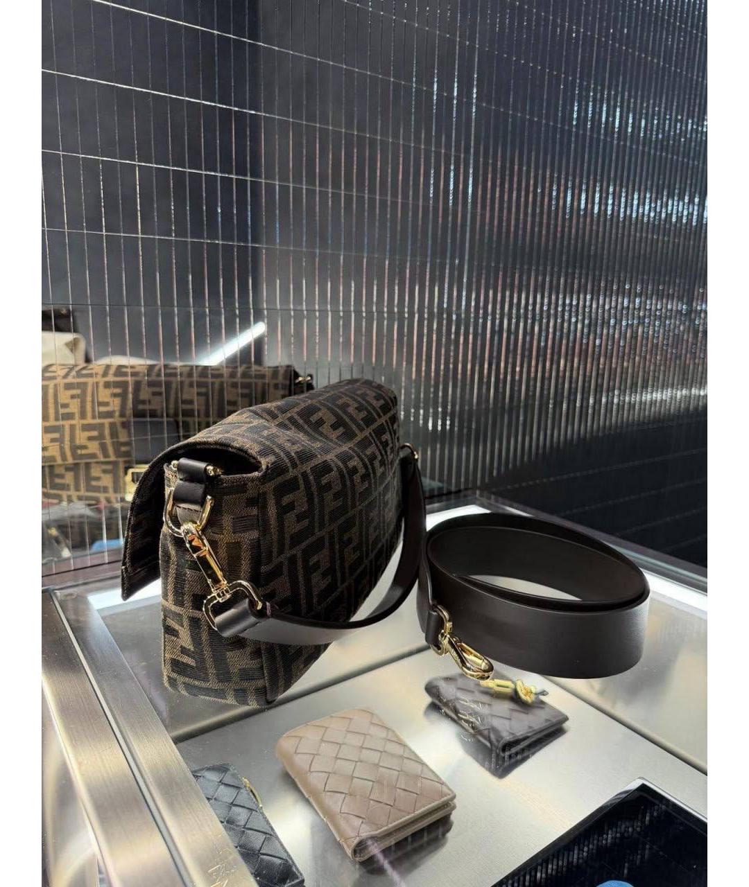 FENDI Сумка с короткими ручками, фото 3