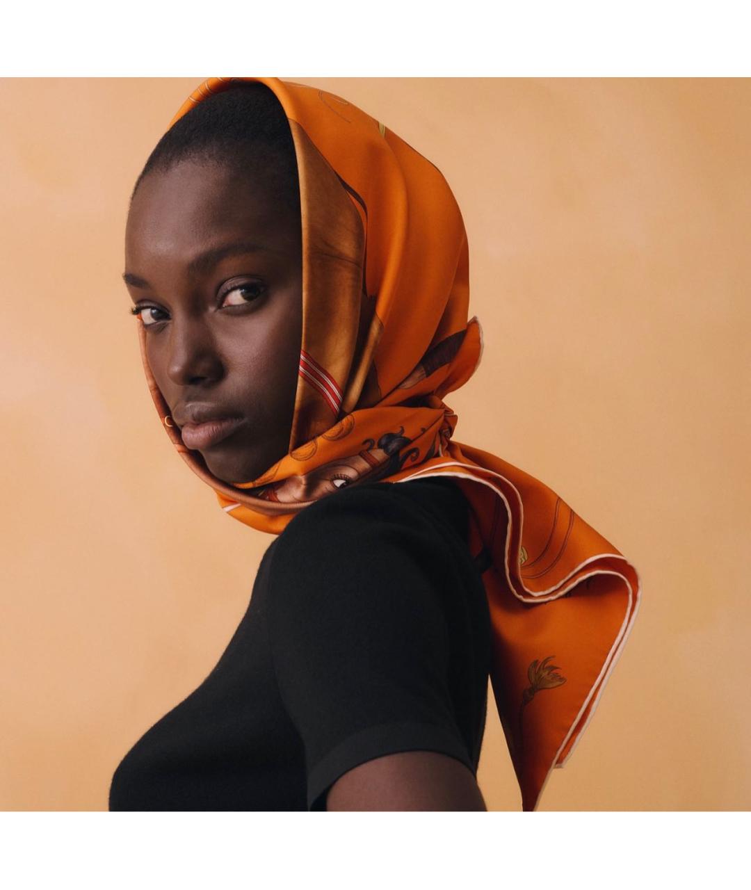 HERMES Оранжевый шелковый платок, фото 3