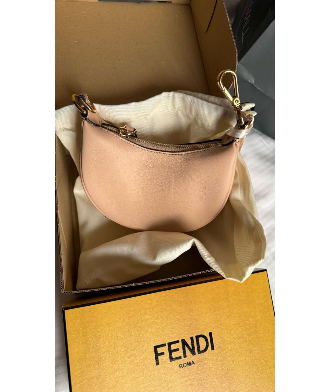 FENDI Бежевая кожаная сумка с короткими ручками, фото 3