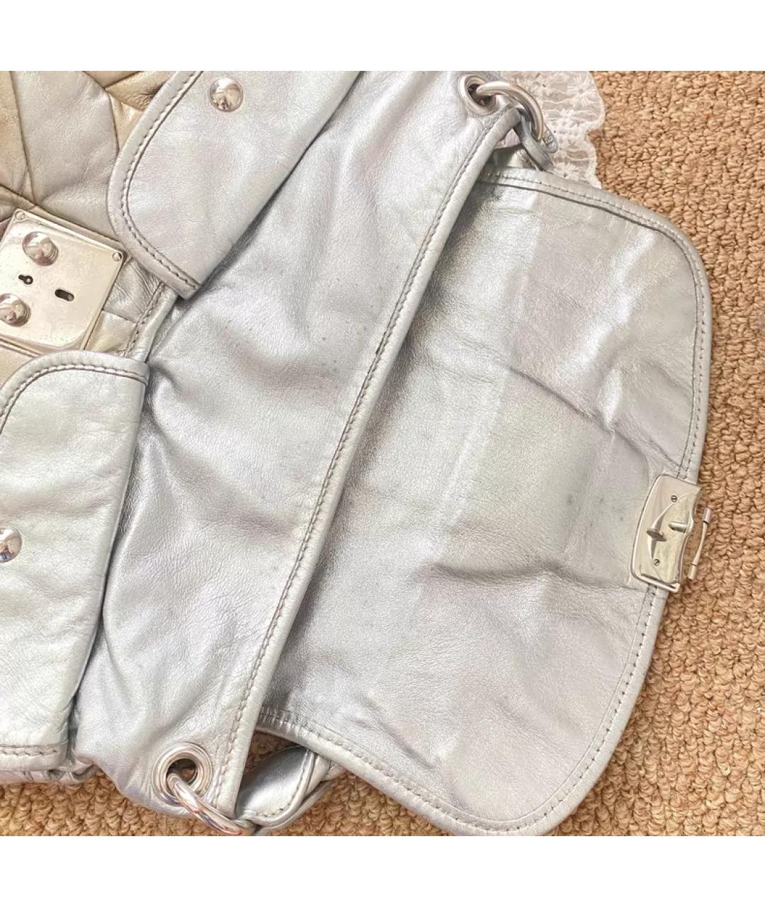 MIU MIU Серебряная кожаная сумка с короткими ручками, фото 4