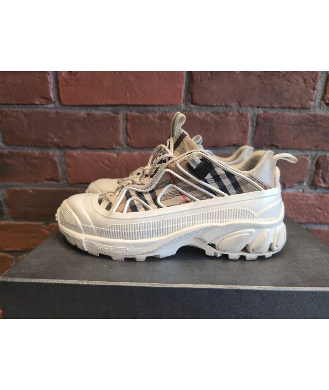 BURBERRY Белые низкие кроссовки / кеды, фото 9