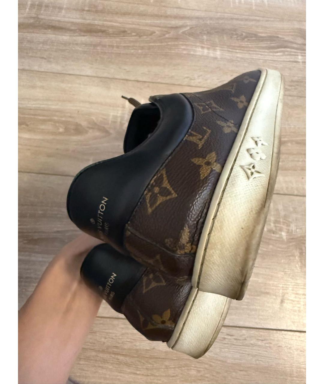 LOUIS VUITTON Коричневые низкие кроссовки / кеды, фото 6