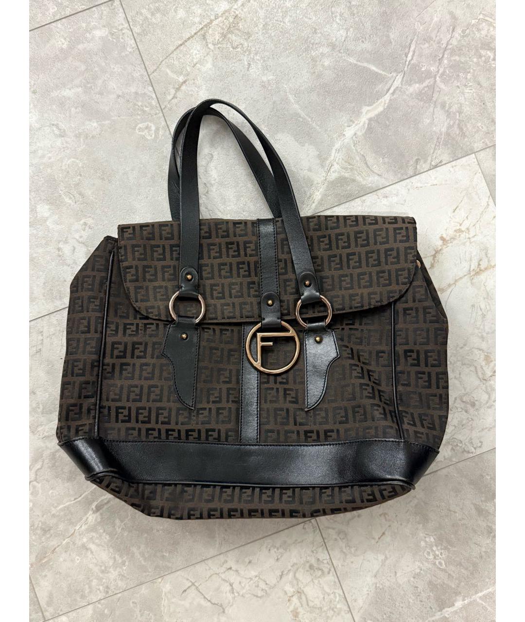 FENDI Коричневая тканевая сумка с короткими ручками, фото 4