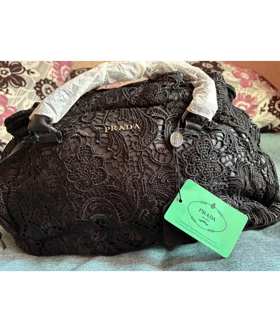 PRADA Черная бархатная сумка с короткими ручками, фото 3