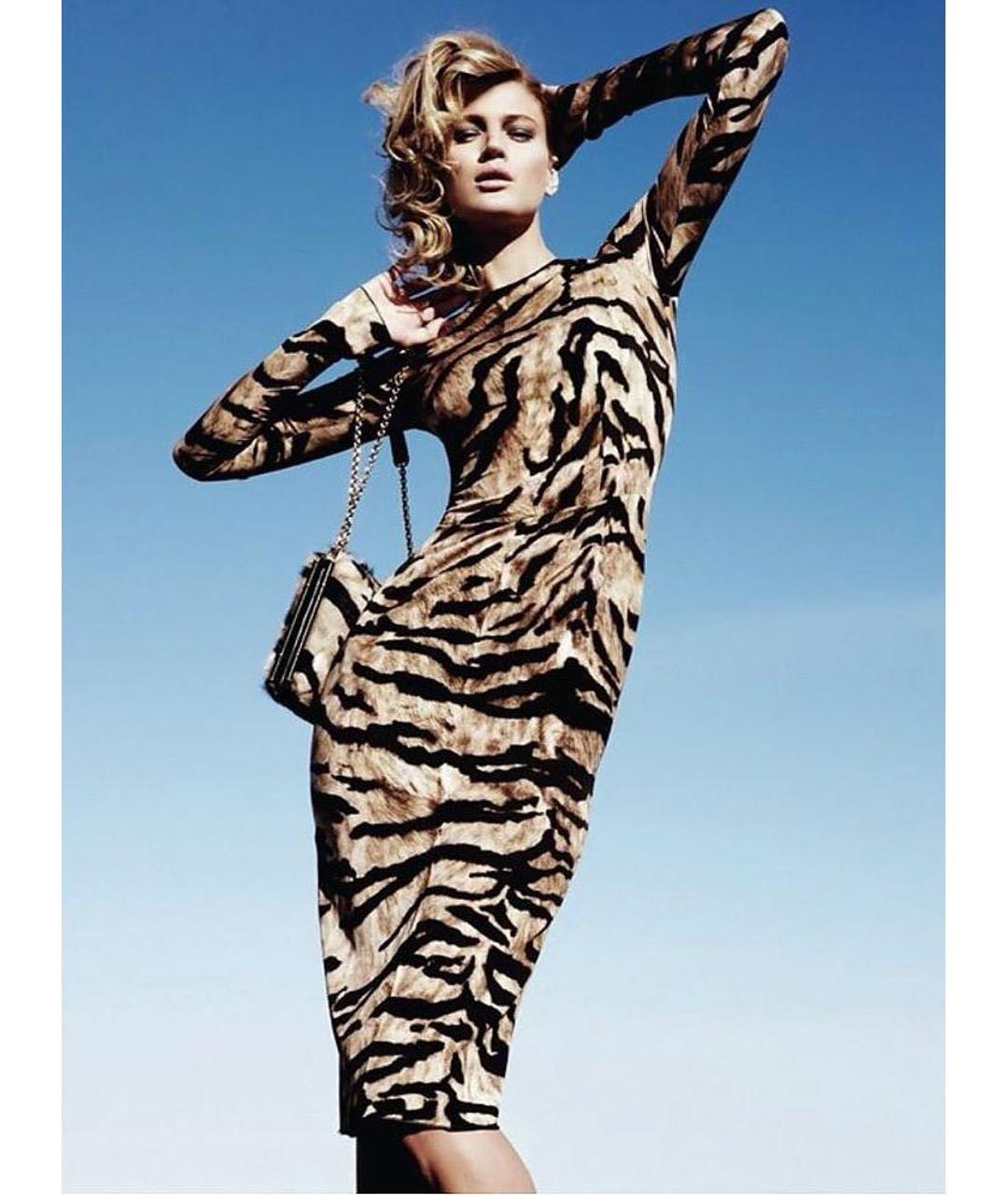 DOLCE&GABBANA Коричневое шелковое платье, фото 4