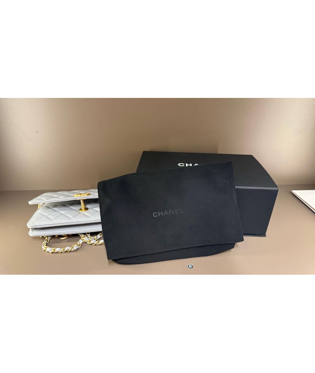 CHANEL Серебряная кожаная сумка через плечо, фото 7