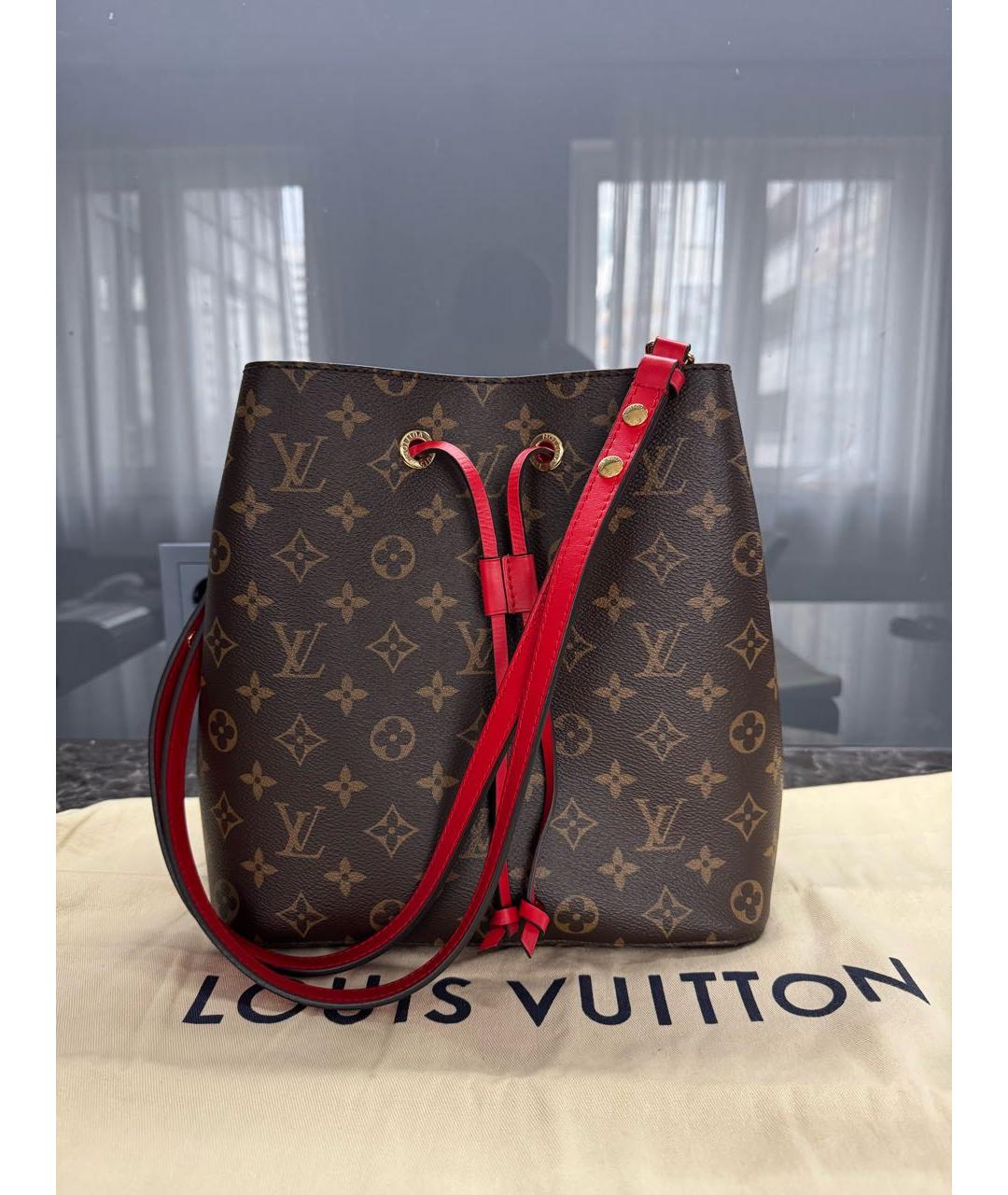 LOUIS VUITTON Коричневая сумка с короткими ручками из искусственной кожи, фото 8