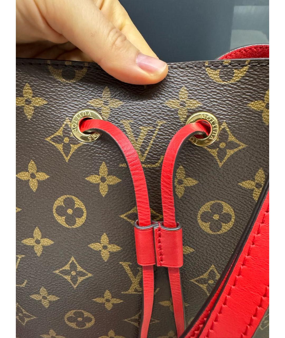 LOUIS VUITTON Коричневая сумка с короткими ручками из искусственной кожи, фото 6