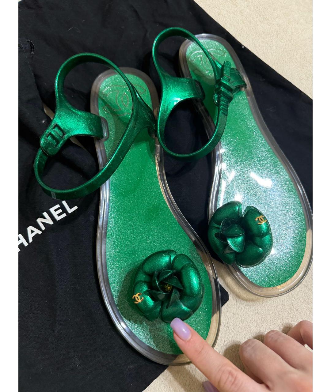 CHANEL Зеленые сандалии, фото 2