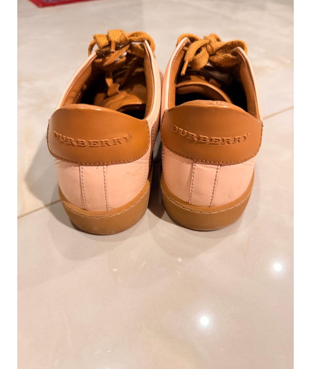 BURBERRY Коралловые кожаные кеды, фото 4