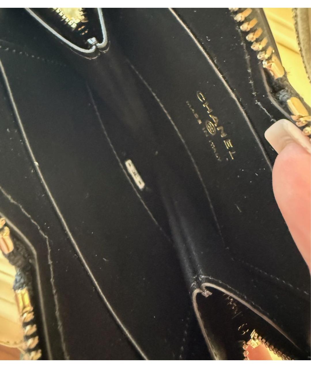 CHANEL Черная сумка через плечо из лакированной кожи, фото 6