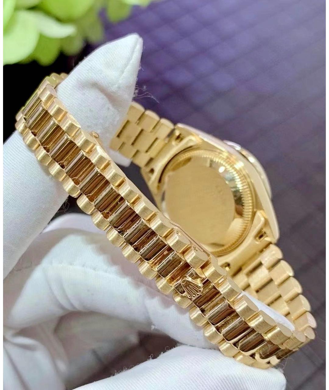 ROLEX Зеленые часы из желтого золота, фото 3